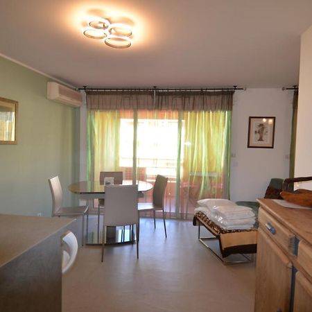 Appartement 3 Personnes Avec Coin Nuit Avec Terrasse Et Parking Quartier Du Port De Nice Buitenkant foto